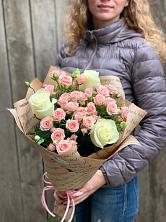 Букет цветов из:  Розы в Ливенке
