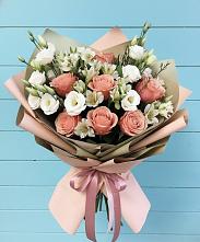 Букет цветов из:  Розы, Альстромерии и Лизиантусы в Ливенке