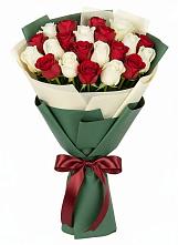 Букет Микс из красных и белых роз #REPLACE_PRED# Ливенке