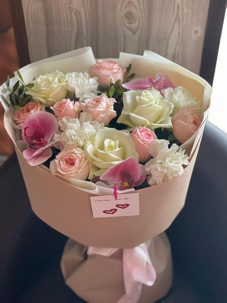 Букет цветов из: Орхидеи, Розы и Гвоздики в Ливенке