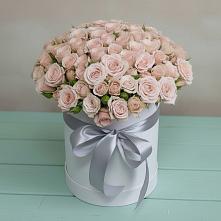 Цветочная композиция из Розы в шляпной коробке в Ливенке