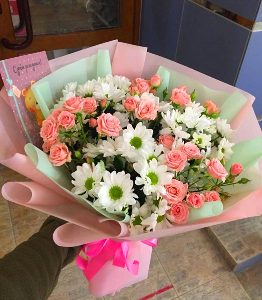 Букет цветов из: Розы и Хризантемы в Ливенке