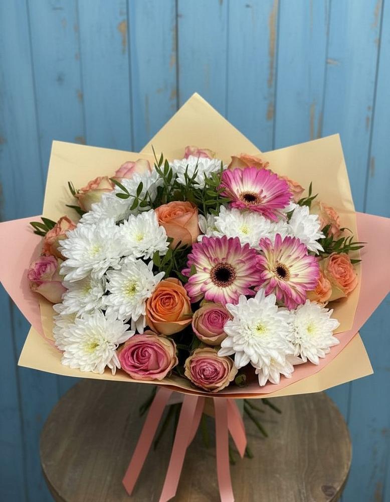 Букет цветов из: Розы, Герберы и Хризантемы в Ливенке