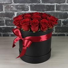 Цветочная композиция из Розы в шляпной коробке в Ливенке