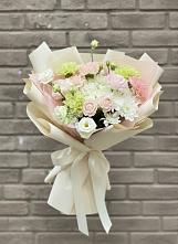 Букет цветов из:  Гвоздики, Розы, Лизиантусы и Хризантемы в Ливенке