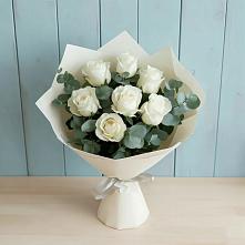 Букет Белые розы в Эвкалипте в Ливенке