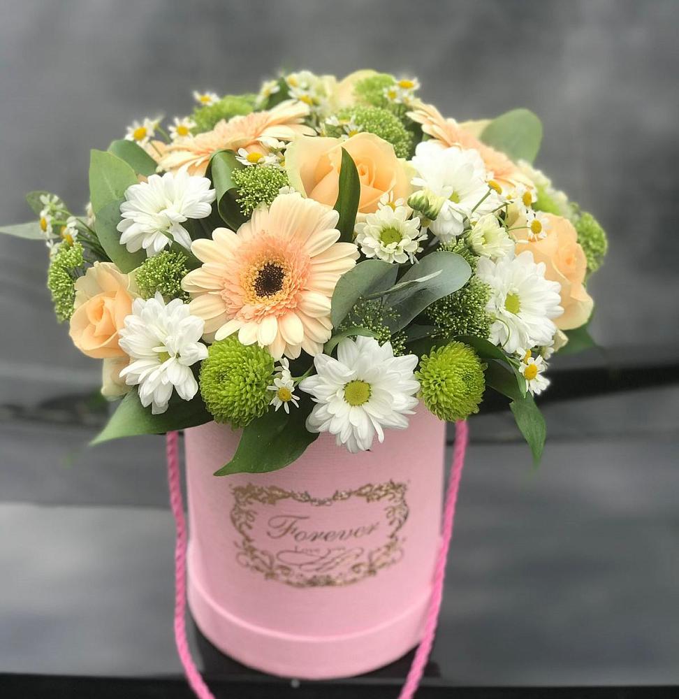 Цветочная композиция из Розы, Герберы и Хризантемы в шляпной коробке в Ливенке