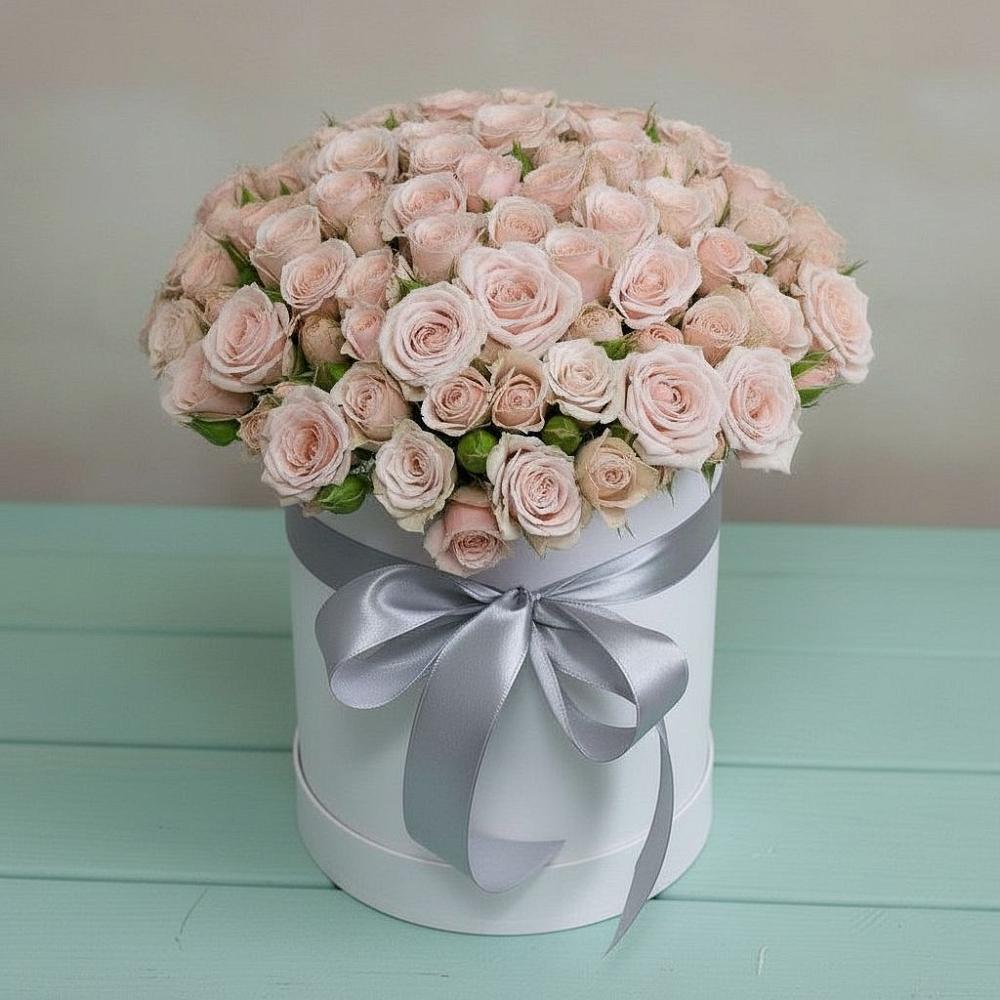 Цветочная композиция из Розы в шляпной коробке в Ливенке